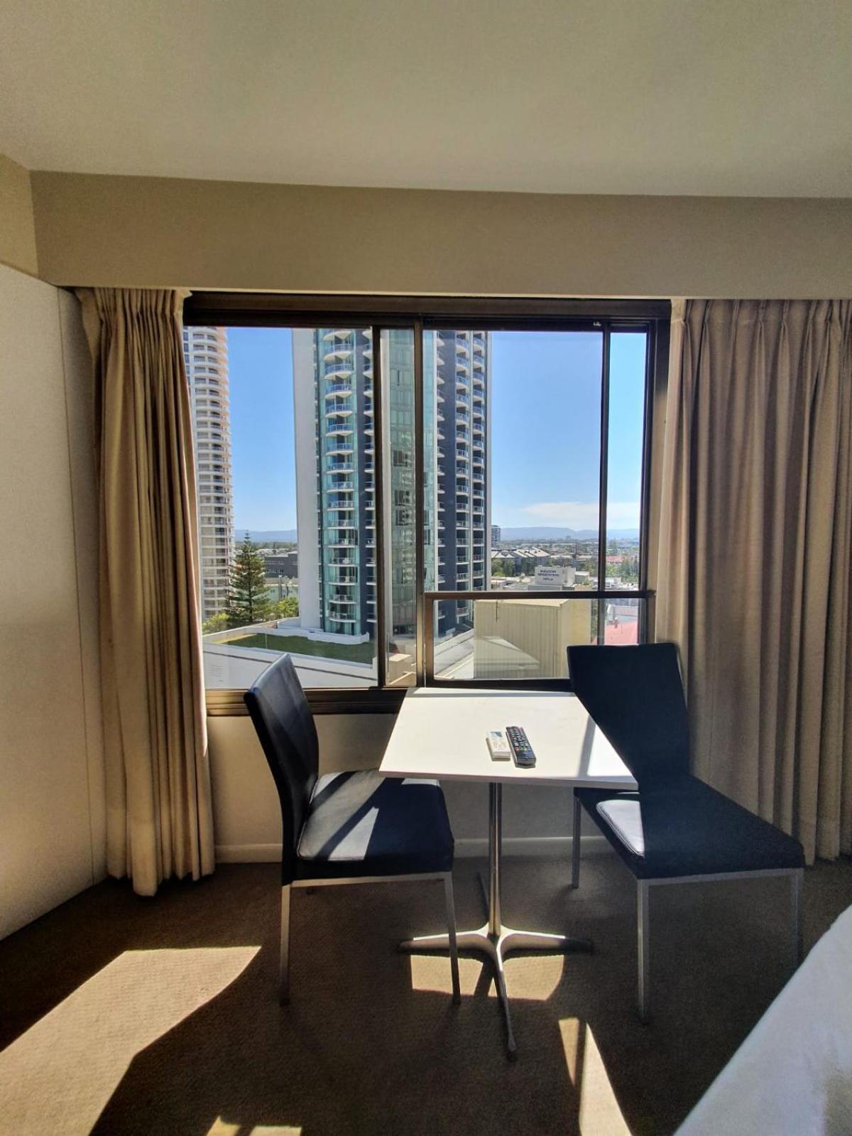 Erika'S Holiday Apartment Gold Coast Exterior photo