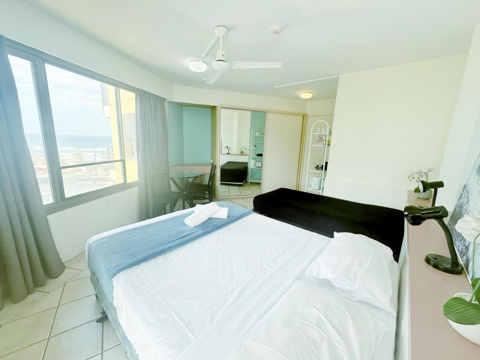 Erika'S Holiday Apartment Gold Coast Exterior photo