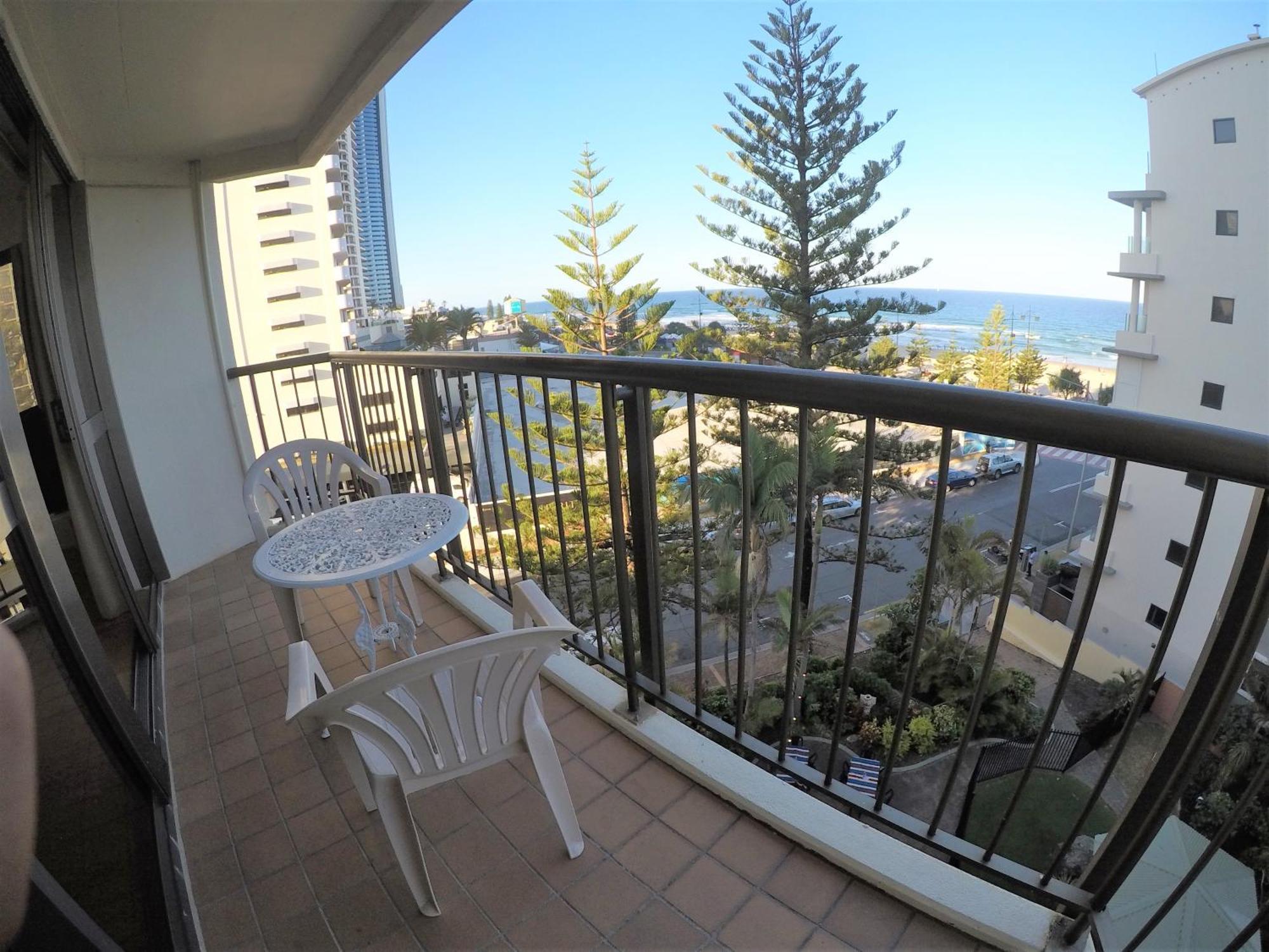 Erika'S Holiday Apartment Gold Coast Exterior photo