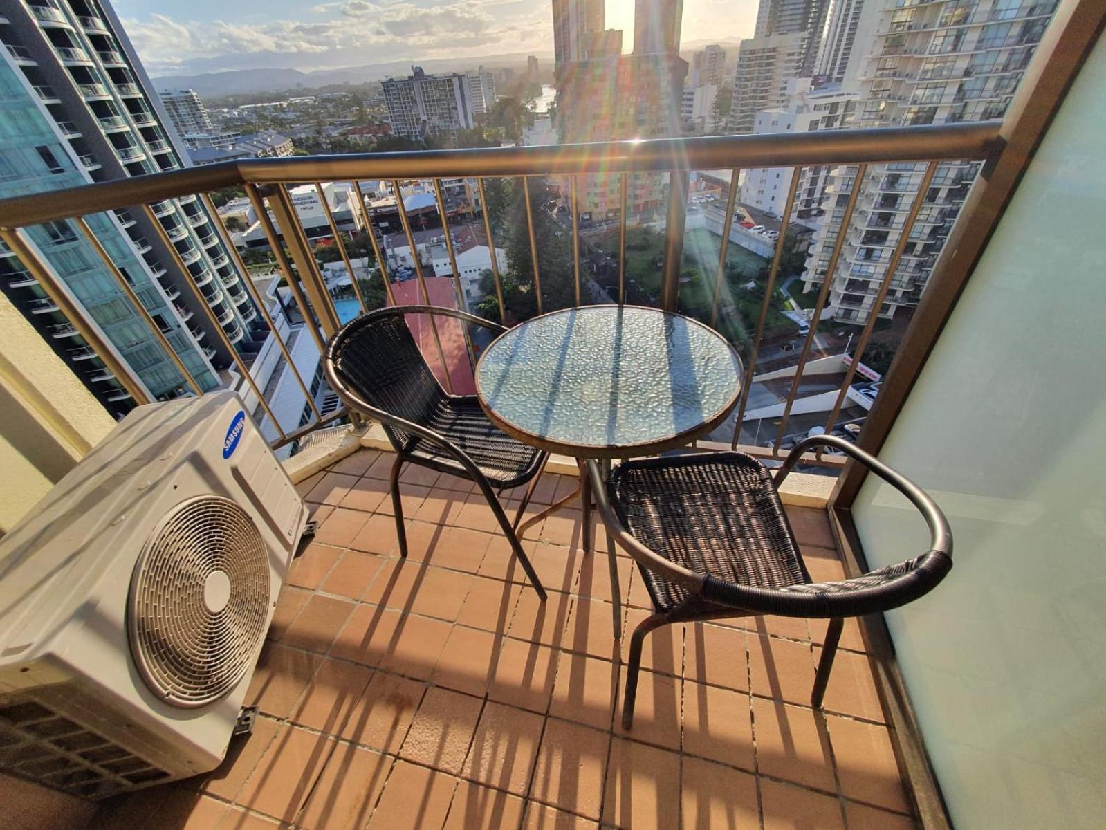 Erika'S Holiday Apartment Gold Coast Exterior photo
