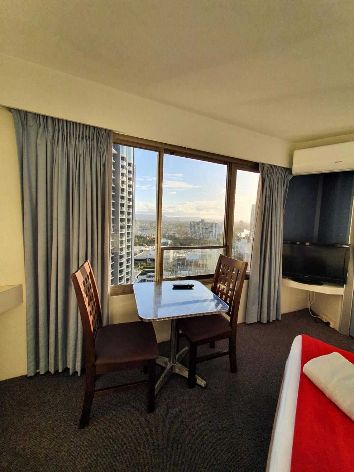 Erika'S Holiday Apartment Gold Coast Exterior photo