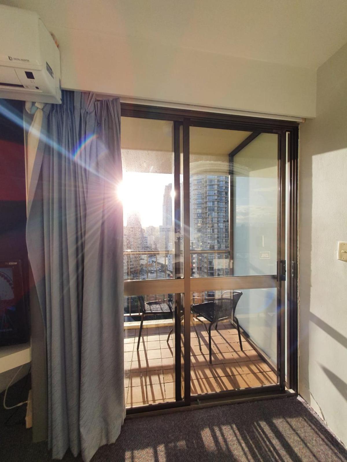 Erika'S Holiday Apartment Gold Coast Exterior photo